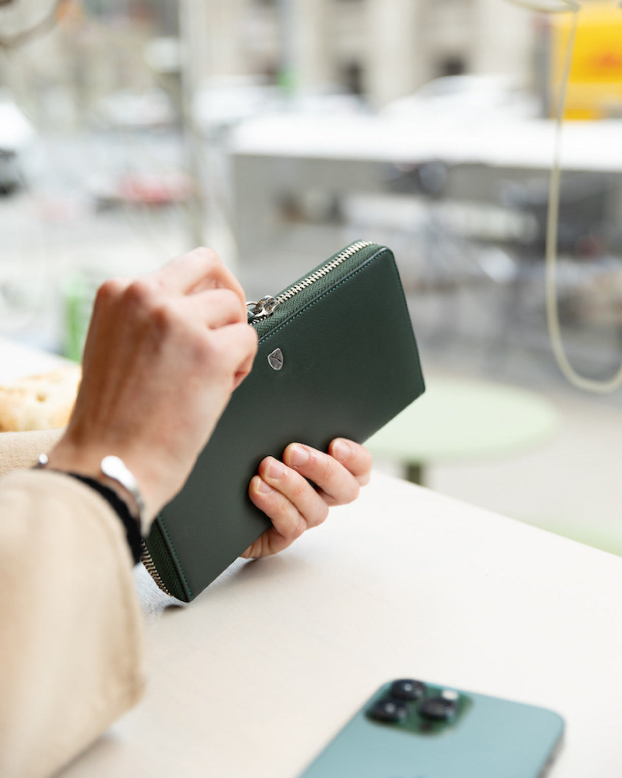 Geldbörse Portemonnaie Leder grün mit Rundumreißverschluss - Corf Offermann