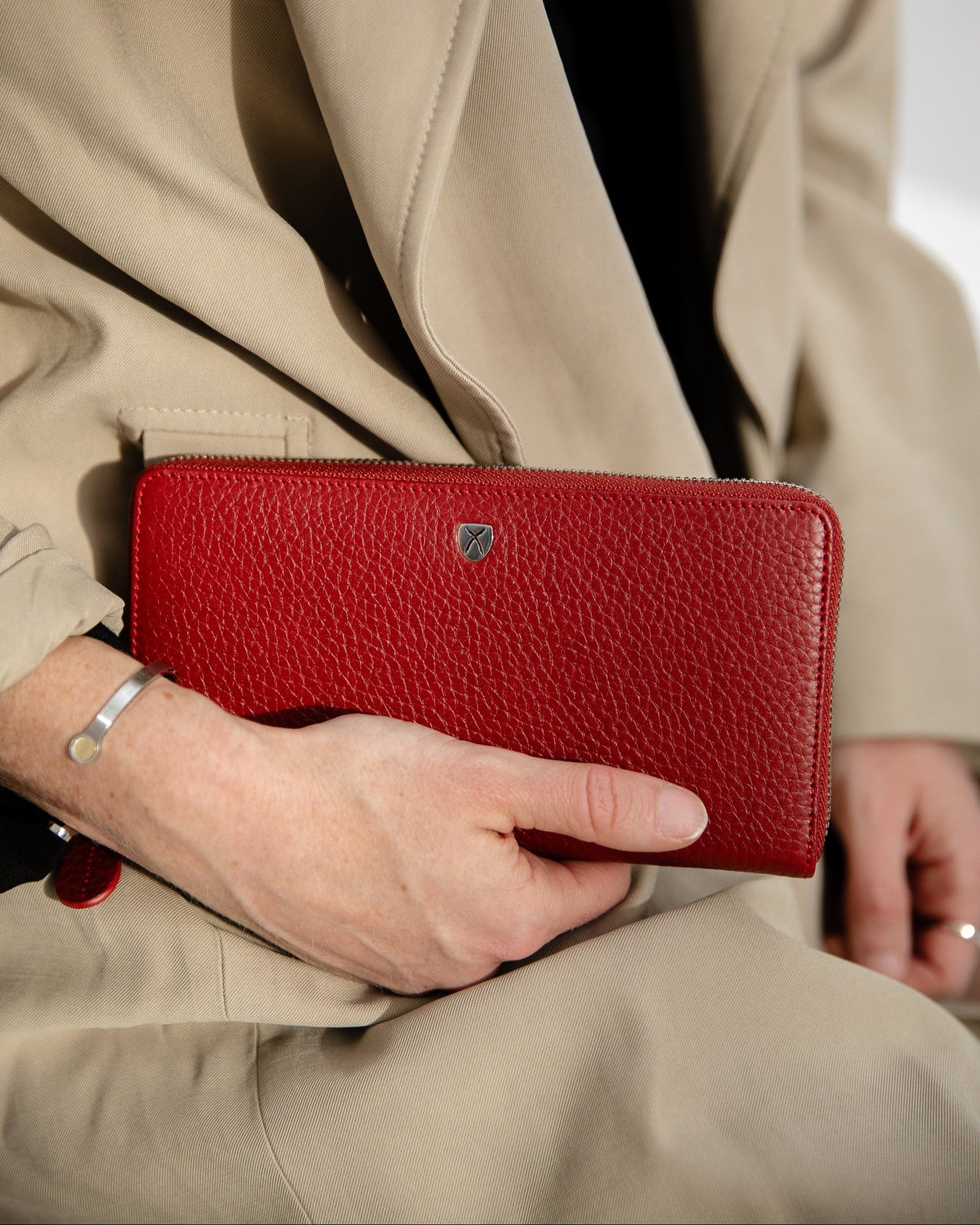 Geldbörse Portemonnaie Leder rot mit Rundumreißverschluss - Corf Offermann