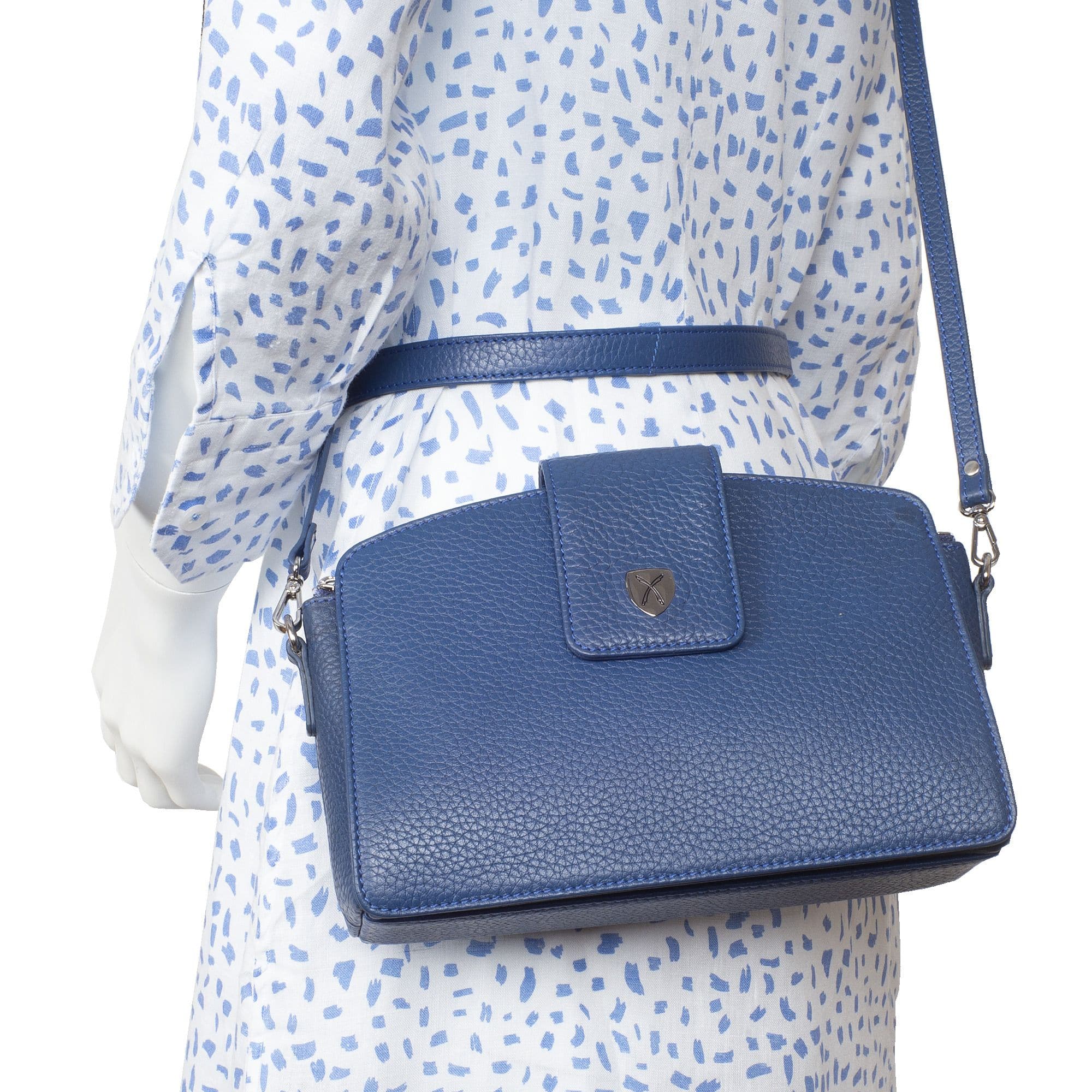 Handtasche Schultertasche Leder hellblau - Corf Offermann