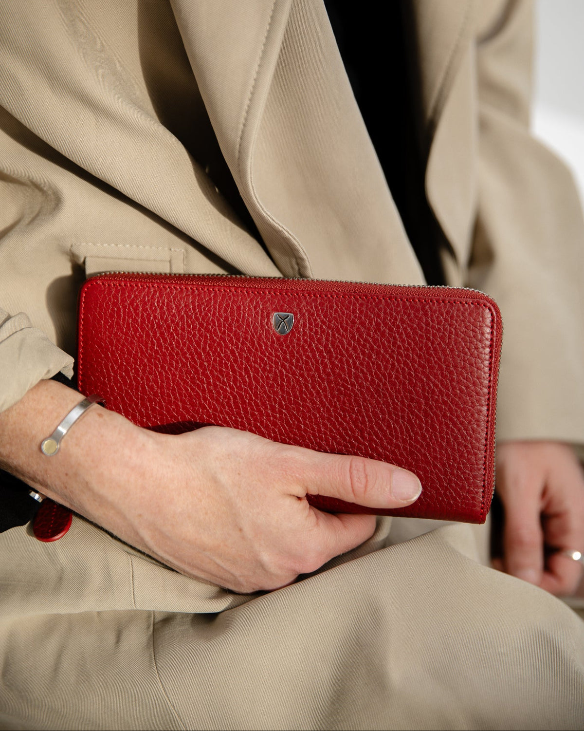 Geldbörse Portemonnaie Leder rot mit Rundumreißverschluss - Corf Offermann