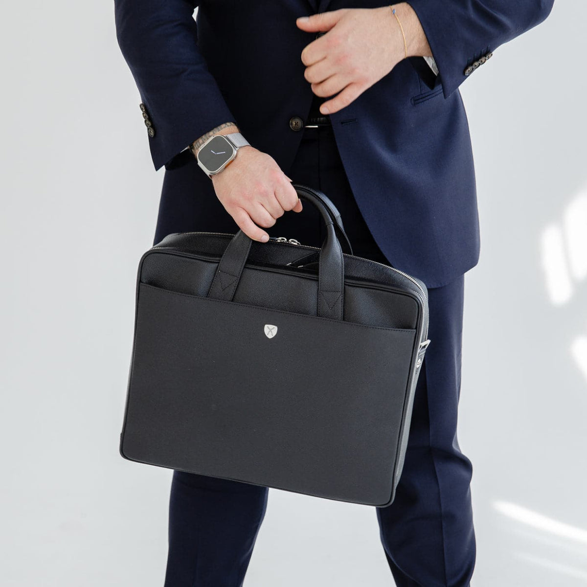 Businesstasche Laptoptasche 15 Zoll geprägtes Leder schwarz 2 große Fächer - Corf Offermann